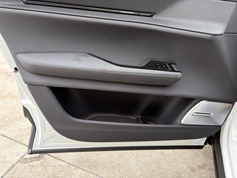 New 2025 Polestar Polestar 3 image 22