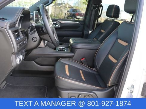 Used 2023 GMC Yukon XL AT4 w/ AT4 Premium Plus Package AWD/4WD image 24