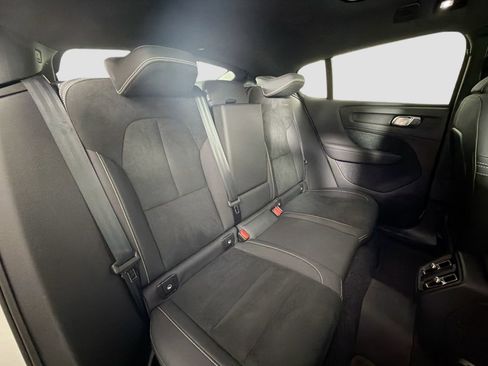Certified 2023 Volvo C40 P8 Recharge Ultimate w/ Protection Package Premier AWD/4WD image 27