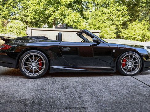 Used 2006 Porsche 911 Carrera S RWD image 9