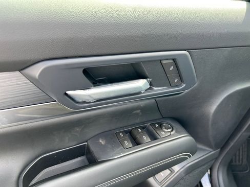 New 2026 GMC Terrain Elevation w/ Elevation Premium Package AWD/4WD image 15