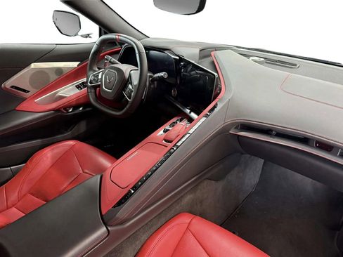 Used 2025 Chevrolet Corvette Stingray Preferred Cpe w/ 2LT image 25