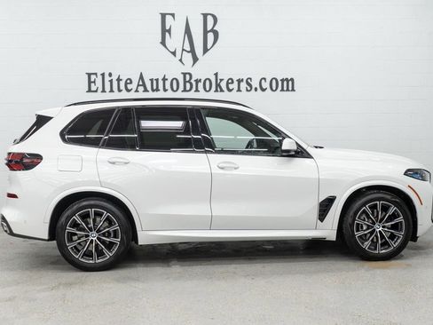 Used 2025 BMW X5 xDrive40i w/ M Sport Package image 4