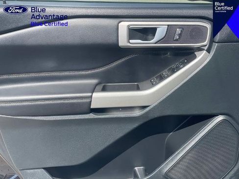 Certified 2023 Ford Explorer XLT RWD image 22