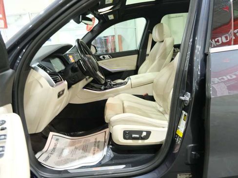 Used 2019 BMW X5 xDrive40i w/ Convenience Package AWD/4WD image 18