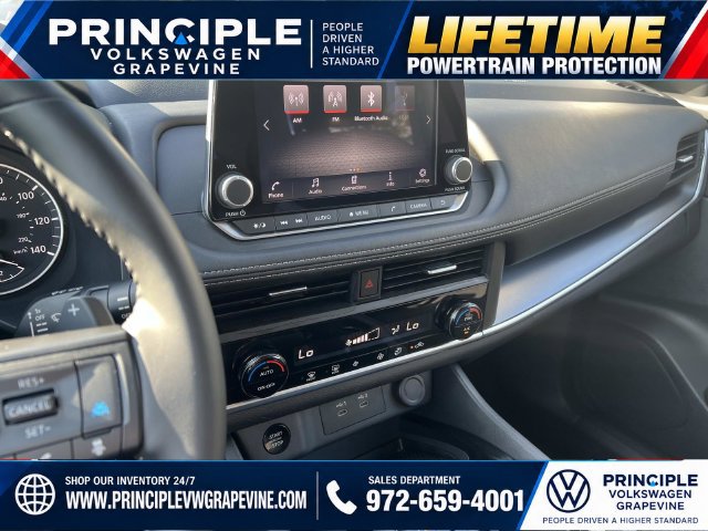 Used 2026 Nissan Rogue SV FWD image 19