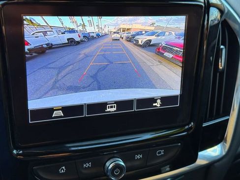Certified 2023 Chevrolet Traverse LT AWD/4WD image 17