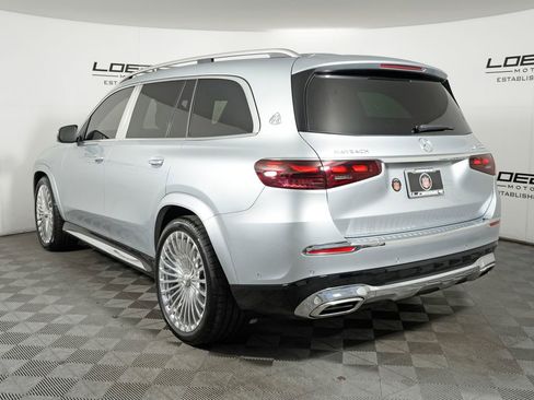 Used 2026 Mercedes-Benz Maybach GLS 600 4MATIC image 3