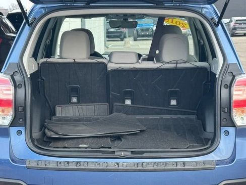 Used 2018 Subaru Forester 2.5i Premium w/ All-Weather Package image 34