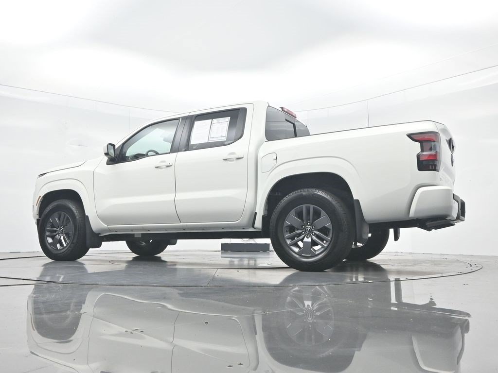 Used 2025 Nissan Frontier SV RWD image 45