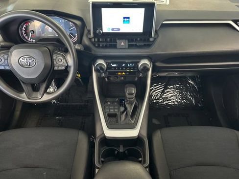 Used 2024 Toyota RAV4 LE AWD/4WD image 17
