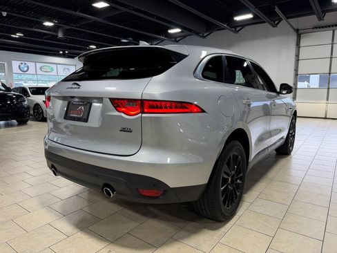 Used 2019 Jaguar F-PACE Prestige AWD/4WD image 4
