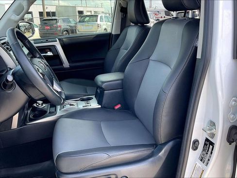 Used 2024 Toyota 4Runner SR5 Premium w/ Moonroof Package image 18