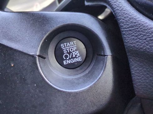 Used 2020 Jeep Compass Limited AWD/4WD image 26