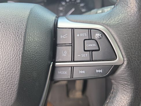 Certified 2024 Toyota Sienna XLE w/ XLE Plus Package AWD/4WD image 26