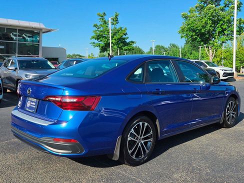 Used 2023 Volkswagen Jetta Sport FWD image 5