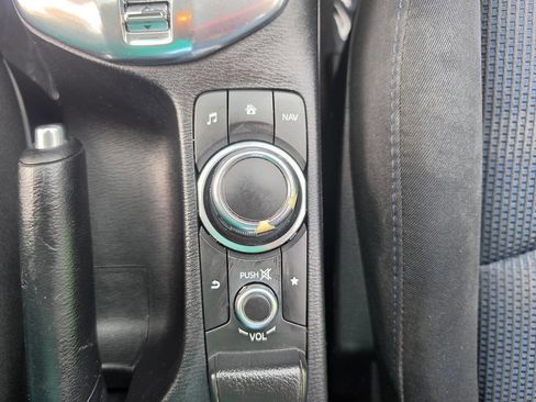 Used 2017 Toyota Yaris iA FWD image 30