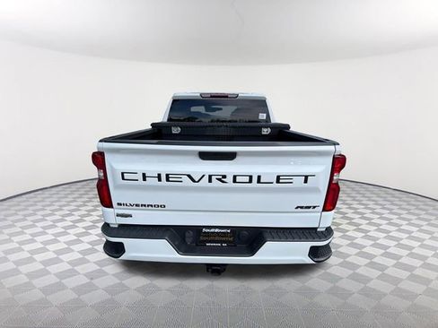 Used 2021 Chevrolet Silverado 1500 RST w/ Bed Protection Package AWD/4WD image 6