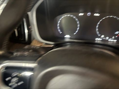 Used 2018 Volvo XC60 T6 Inscription w/ Luxury Seat Package image 8