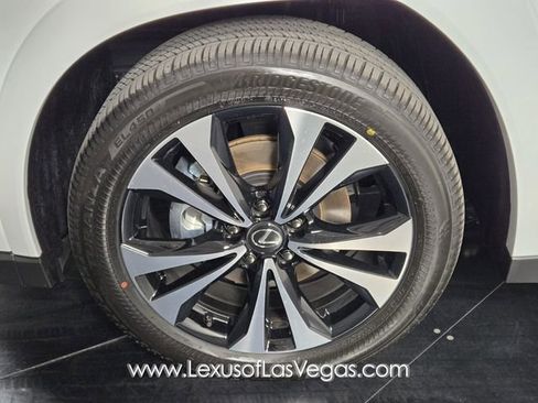 New 2025 Lexus UX 300h AWD image 9