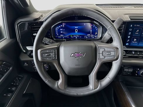Used 2025 Chevrolet Silverado 2500 High Country w/ Midnight Edition AWD/4WD image 11