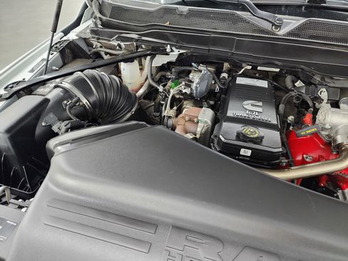 Used 2024 RAM 2500 Big Horn w/ Night Edition image 18