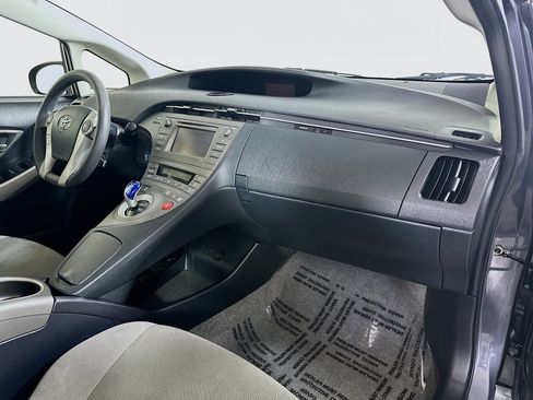 Used 2013 Toyota Prius Two FWD image 25