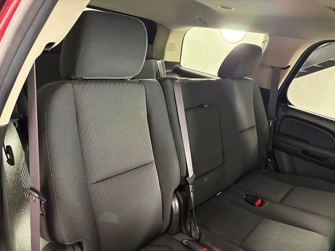 Used 2013 GMC Yukon SLE w/ Convenience Package AWD/4WD image 22