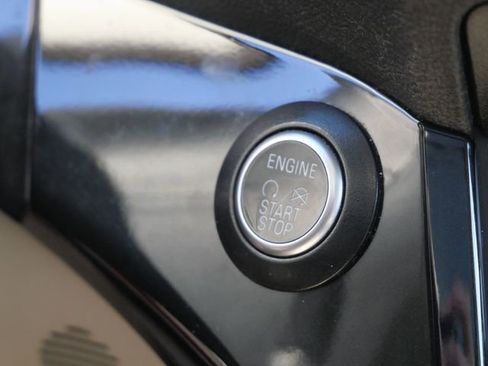 Used 2017 Ford Escape Titanium image 25