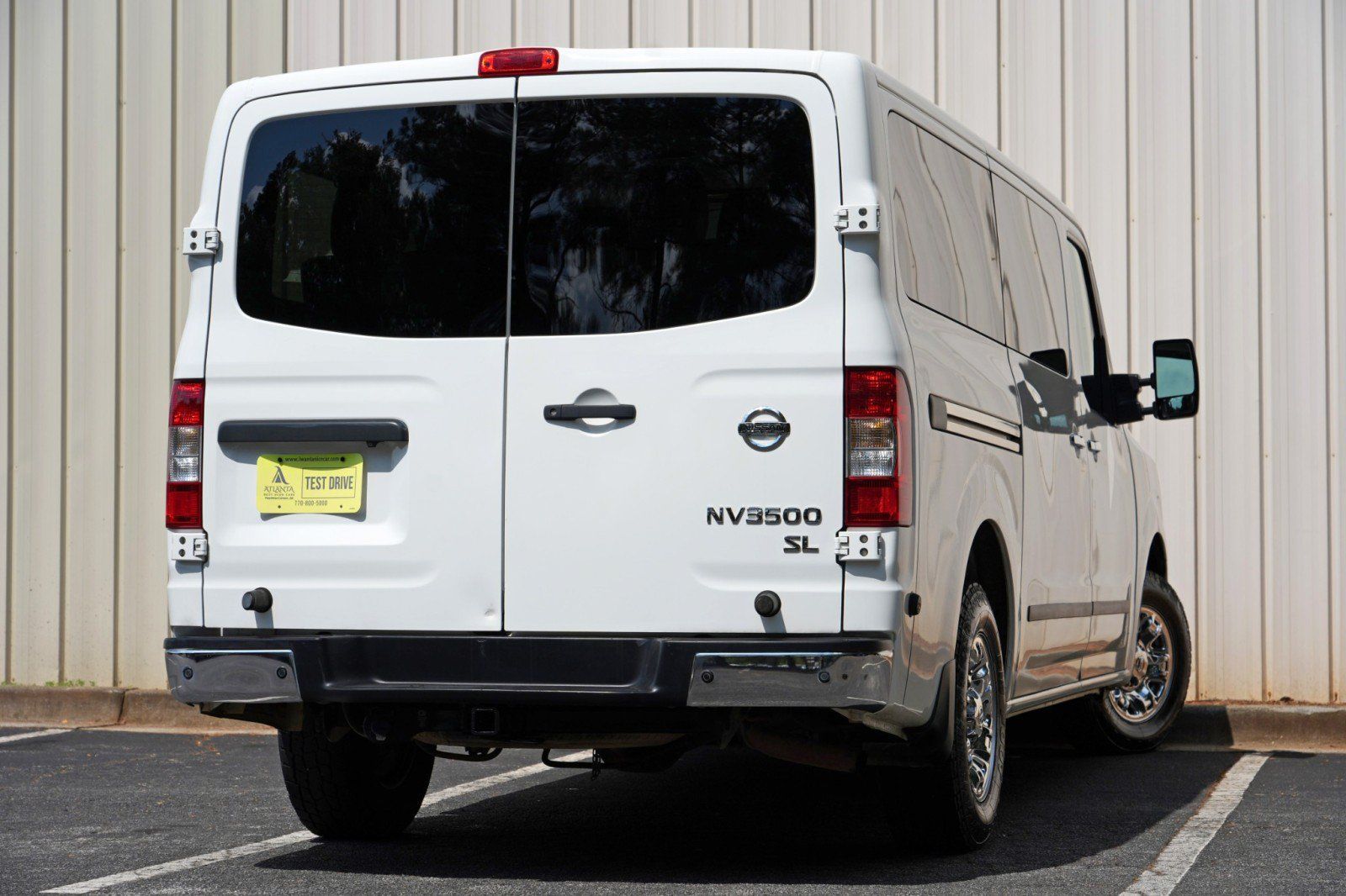 Used 2018 Nissan NV 3500 SL RWD image 4