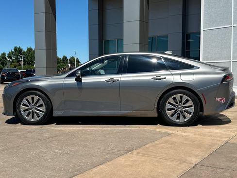 Certified 2023 Toyota Mirai w/ Advanced Technology Package RWD image 7