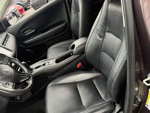 Used 2019 Honda HR-V EX-L image 8