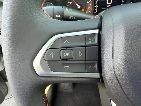 New 2026 Jeep Compass Trailhawk AWD/4WD image 17