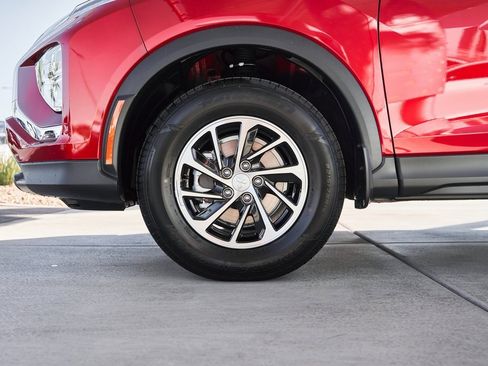 New 2026 Mitsubishi Eclipse Cross ES image 3