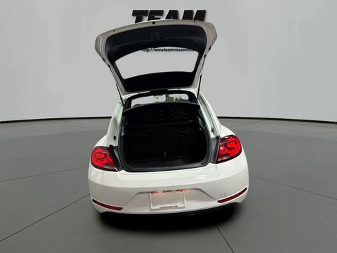 Used 2019 Volkswagen Beetle 2.0T S image 6