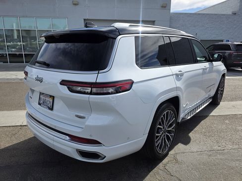 Certified 2023 Jeep Grand Cherokee L Summit image 5