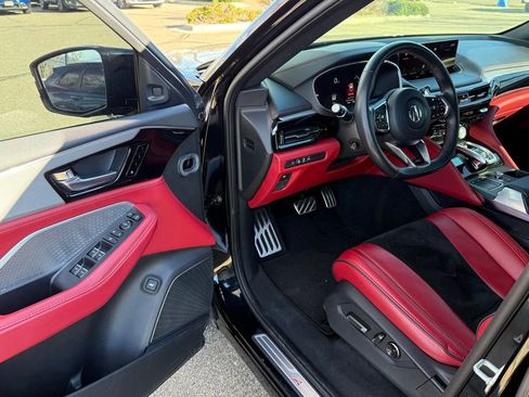 Used 2023 Acura MDX A-Spec image 11