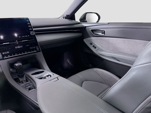 Certified 2020 Toyota Avalon Touring w/ Advanced Safety Package FWD image 24