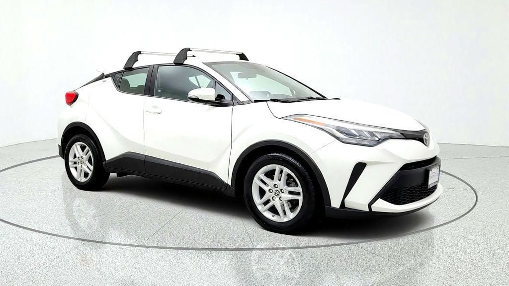Used 2020 Toyota C-HR LE FWD image 3