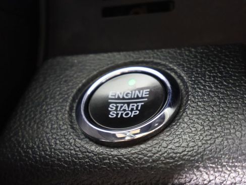 Used 2019 Ford F150 Platinum w/ Equipment Group 701A Luxury image 41