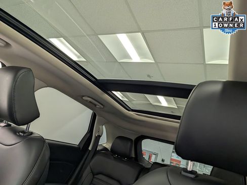 Certified 2022 Ford Edge SEL w/ Convenience Package AWD/4WD image 22
