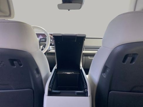 New 2026 Hyundai Santa Fe SE FWD image 34