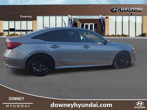 Used 2024 Honda Civic Sport image 6