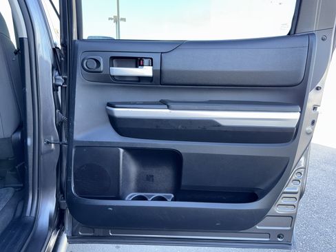 Used 2014 Toyota Tundra SR5 image 41