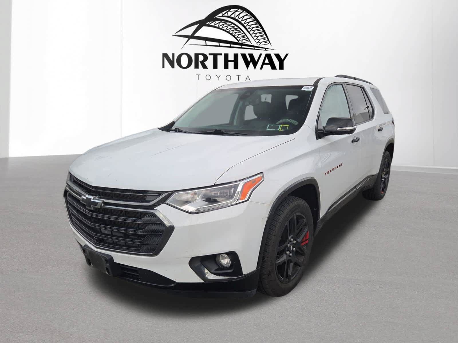 Used 2020 Chevrolet Traverse Premier w/ Redline Edition AWD/4WD image 7