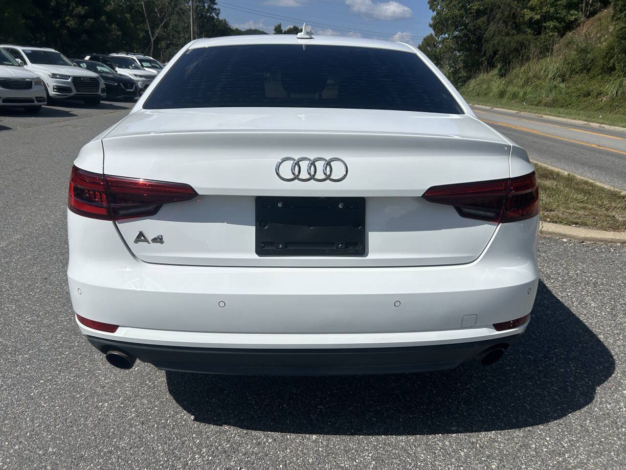 Used 2017 Audi A4 2.0T Premium FWD image 6