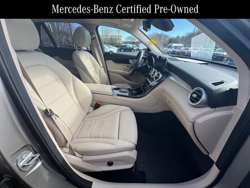Certified 2021 Mercedes-Benz GLC 300 4MATIC image 9