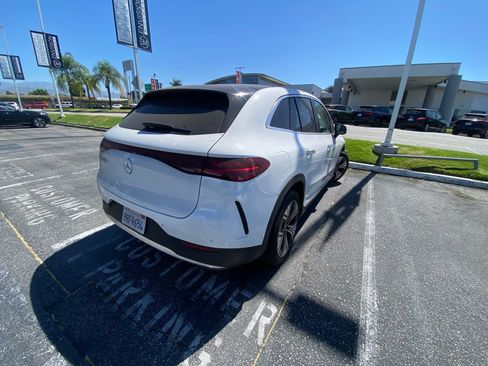 Used 2024 Mercedes-Benz EQE 350+ SUV image 3
