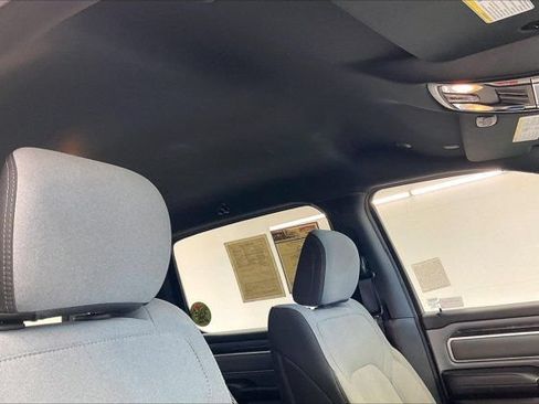 Used 2022 RAM 1500 Big Horn AWD/4WD image 23