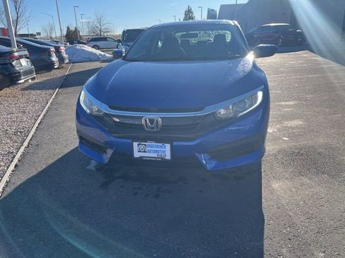 Used 2017 Honda Civic EX image 10